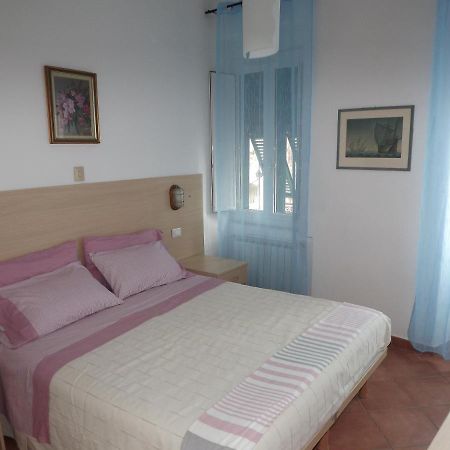 New Hotel Genio Porto Venere Exterior photo
