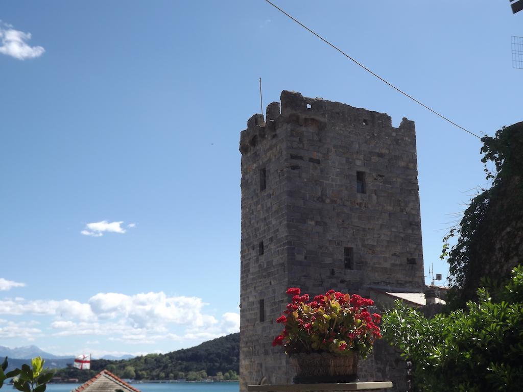 New Hotel Genio Porto Venere Exterior photo