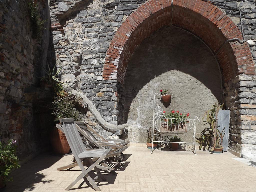 New Hotel Genio Porto Venere Exterior photo