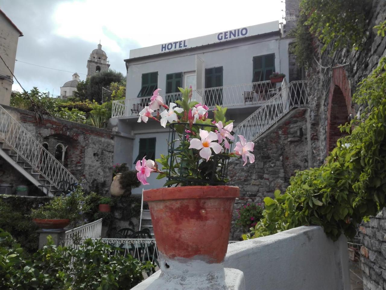 New Hotel Genio Porto Venere Exterior photo