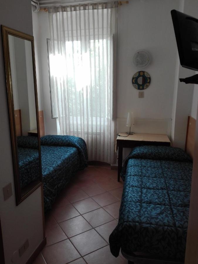 New Hotel Genio Porto Venere Exterior photo
